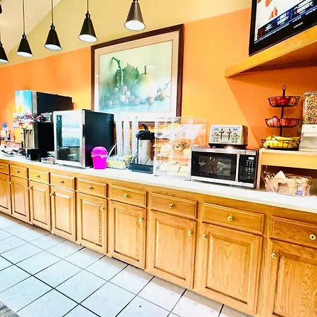 Regency Inn And Suites-2