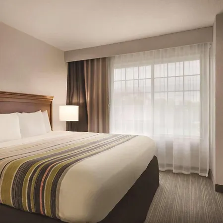 Country Inn & Suites By Radisson, Valparaiso, In-3