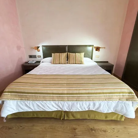 Astor Hotel Vintage-3