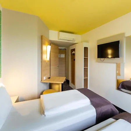 B&B Hotel Oberhausen Am Centro-2