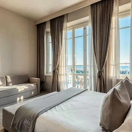 Villa Grey-3