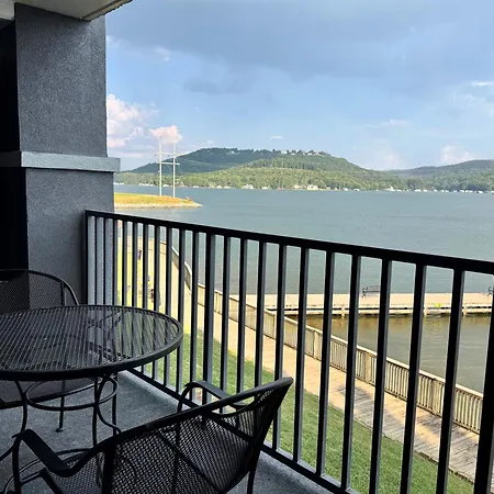Wyndham Garden Lake Guntersville-3