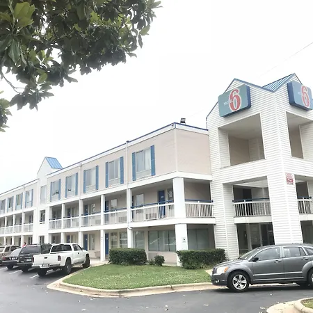 Motel 6-Raleigh, Nc - North-2