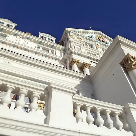 Royal Victoria Hotel-2