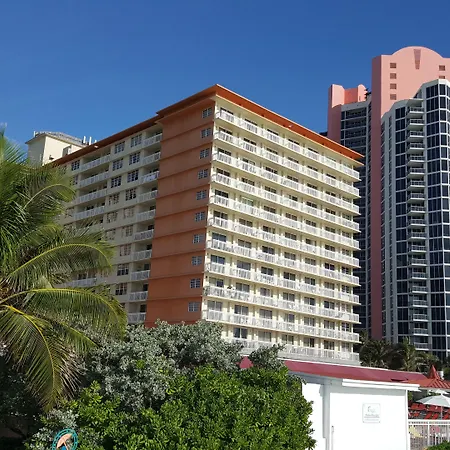 Ramada Plaza By Wyndham Marco Polo Beach Resort-3
