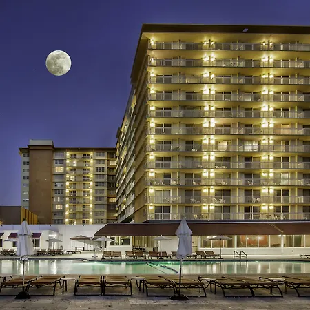 Ramada Plaza By Wyndham Marco Polo Beach Resort-2