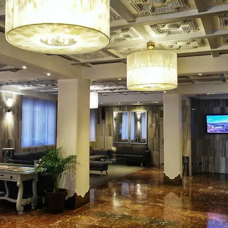 Hotel Carlos V-2