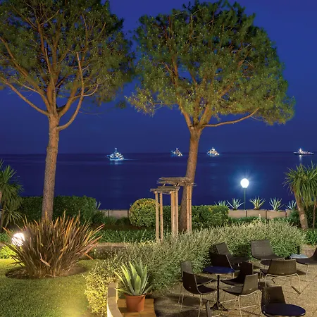 Hotel Vacances Bleues Delcloy-2