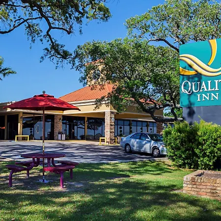 Quality Inn Biloxi Beach-3