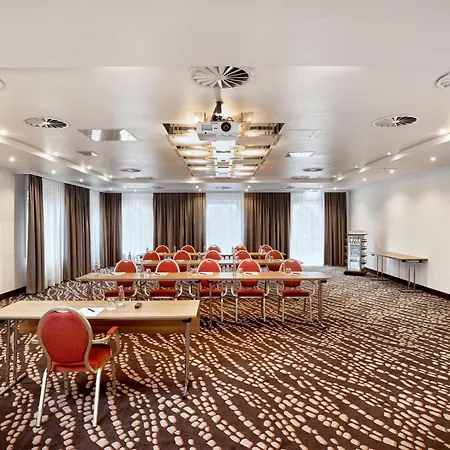 H+ Hotel Frankfurt Airport West-2