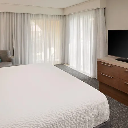 Courtyard By Marriott Fort Lauderdale North/Cypress Creek-3