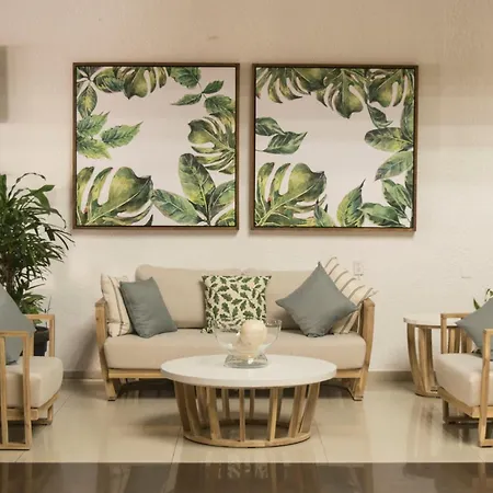 Howard Johnson By Wyndham Veracruz-3