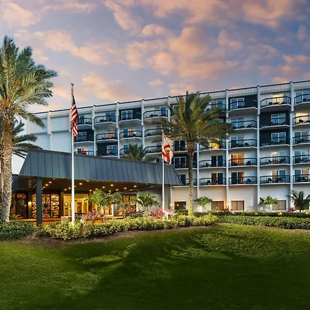 Hilton Garden Inn Cocoa Beach-Oceanfront, FL-2