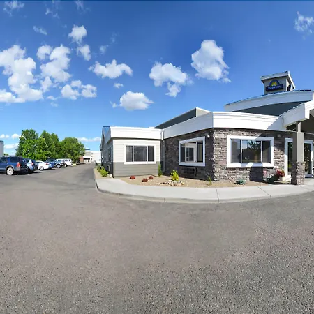 Days Inn By Wyndham Bismarck-3