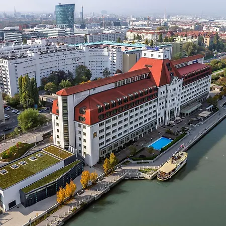 Hilton Vienna Waterfront-2