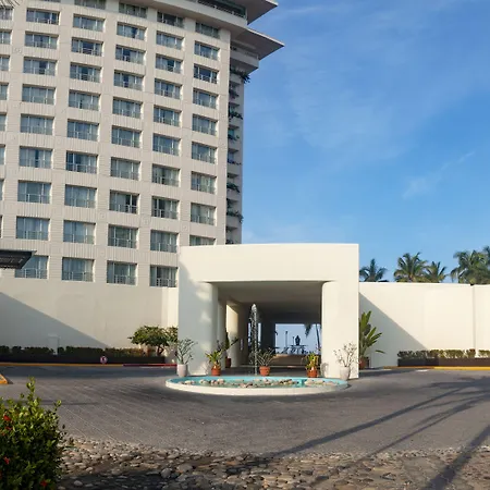 Emporio Ixtapa-2