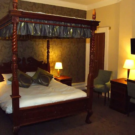 Manor Hotel By Greene King Inns-2