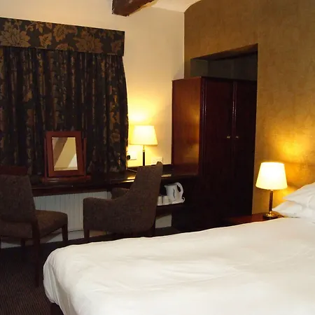 Manor Hotel By Greene King Inns-2