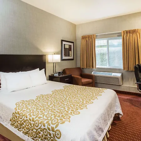 Days Inn By Wyndham Seattle Aurora-3