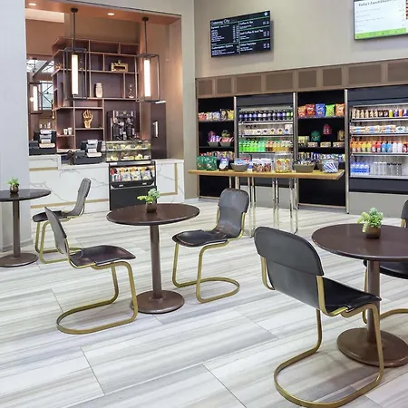 Doubletree By Hilton Hotel Newark Airport-2