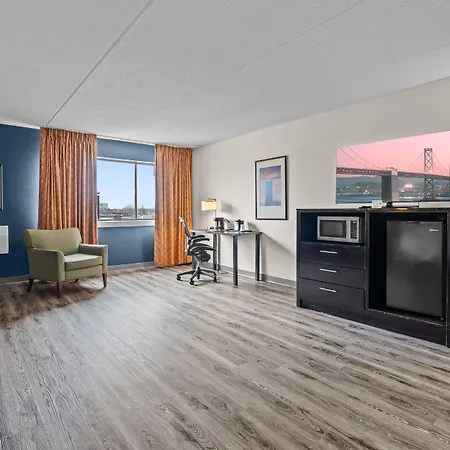 Quality Inn & Suites Mall Of America - Msp Airport-3