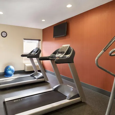 Hampton Inn Battle Creek-3