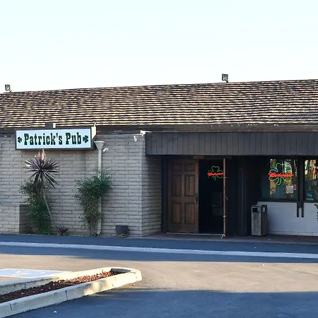 Costa Mesa Inn - Newport Beach Area-2