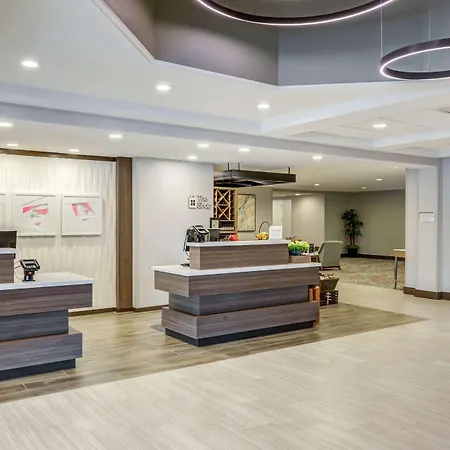 Hilton Garden Inn Boston Waltham-3