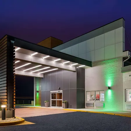 Wyndham Garden Ankeny-3