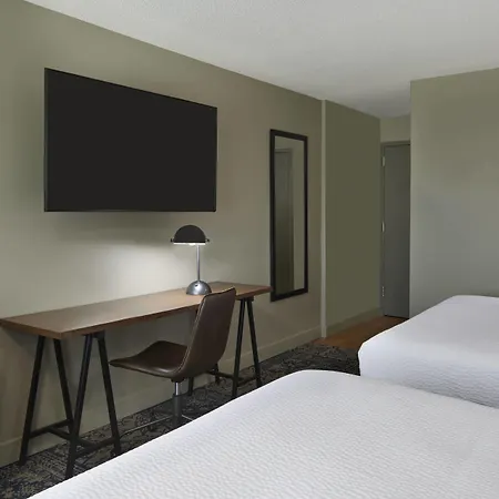 Four Points By Sheraton Toronto Airport-2
