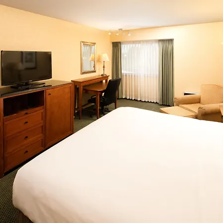 Red Lion Hotel Wenatchee City Center-3