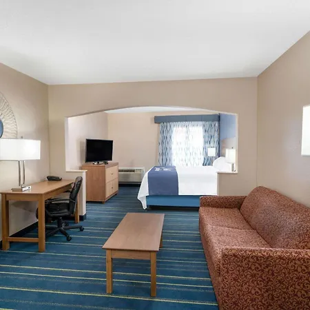 Days Inn By Wyndham Panama City-2