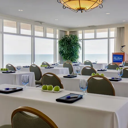 The Shores Resort & Spa-3