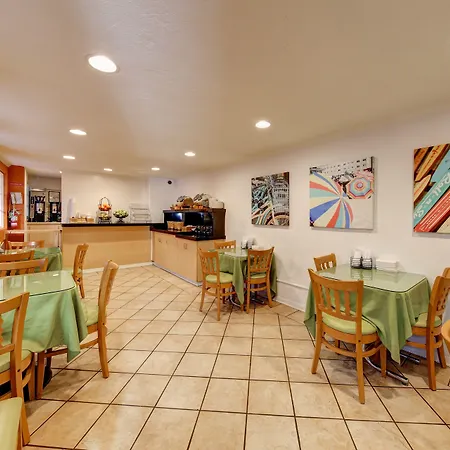 Inn At Venice Beach-3