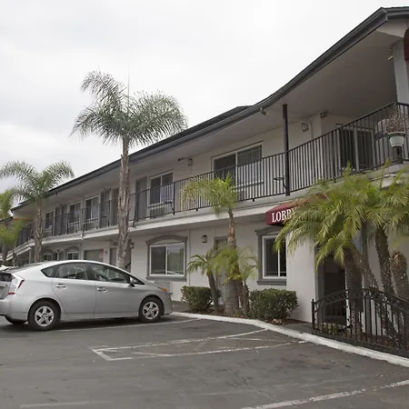 Harbor Inn & Suites Oceanside Marina Camp Pendleton-2