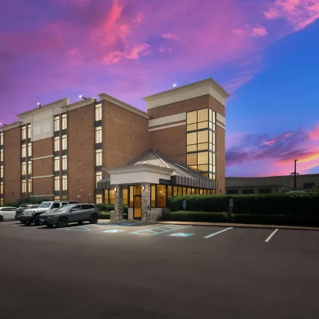 Best Western Hampton Coliseum Inn-3