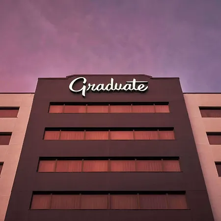 Graduate By Hilton Iowa City-3