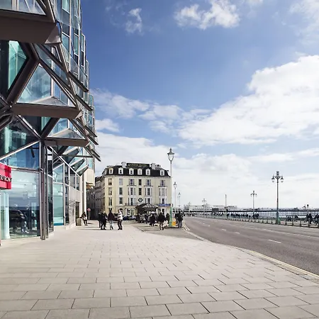 Leonardo Royal Hotel Brighton Waterfront-3