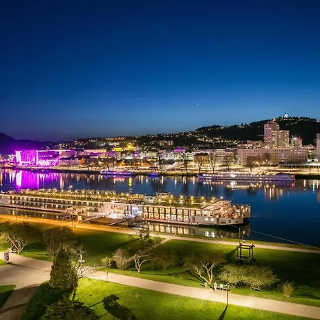 Arcotel Nike Linz-3