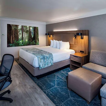 Best Western Plus Humboldt Bay Inn-2