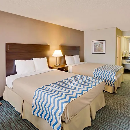 Travelodge By Wyndham Aberdeen-2