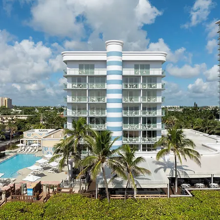 The Singer Oceanfront Resort, Curio Collection By Hilton-2