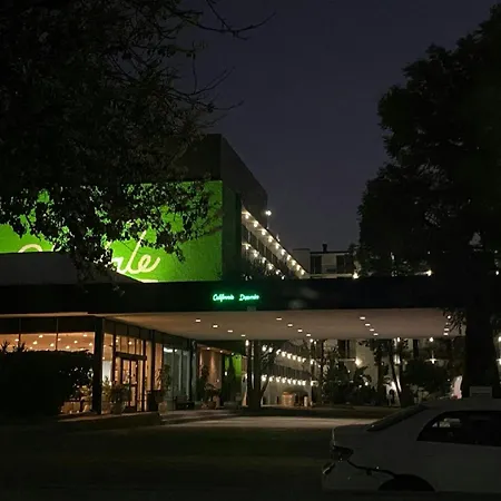 Glendale Express Hotel Los Angeles-2