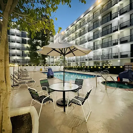 Glendale Express Hotel Los Angeles-3