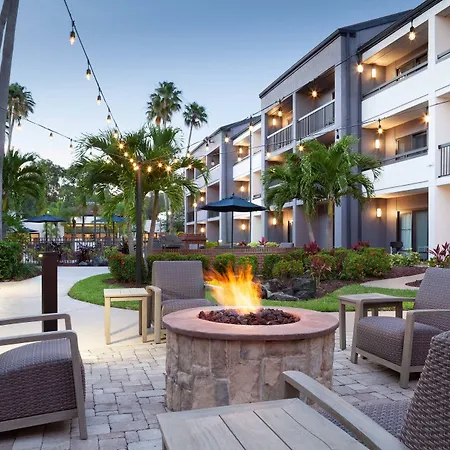 Courtyard St. Petersburg Clearwater-2