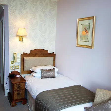 The Lansdowne, Eastbourne-2