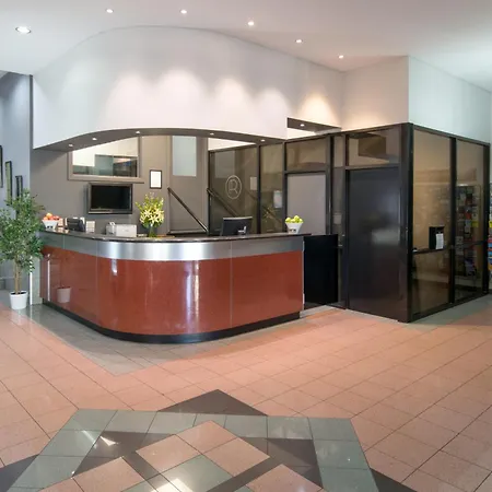 Adelaide Riviera Hotel-2