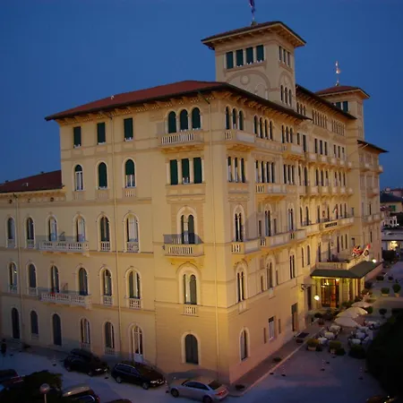 Grand Hotel Royal-2