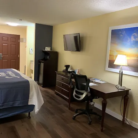 Days Inn By Wyndham Sarasota I-75-3