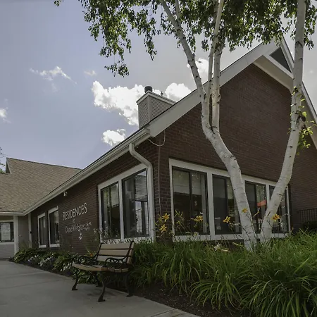Residences At Daniel Webster-2